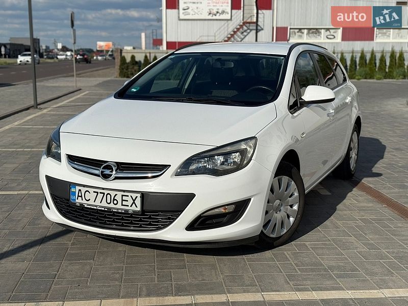 Универсал Opel Astra 2014 в Луцке