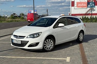 Универсал Opel Astra 2014 в Луцке