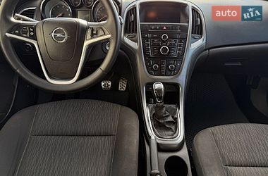Универсал Opel Astra 2014 в Луцке
