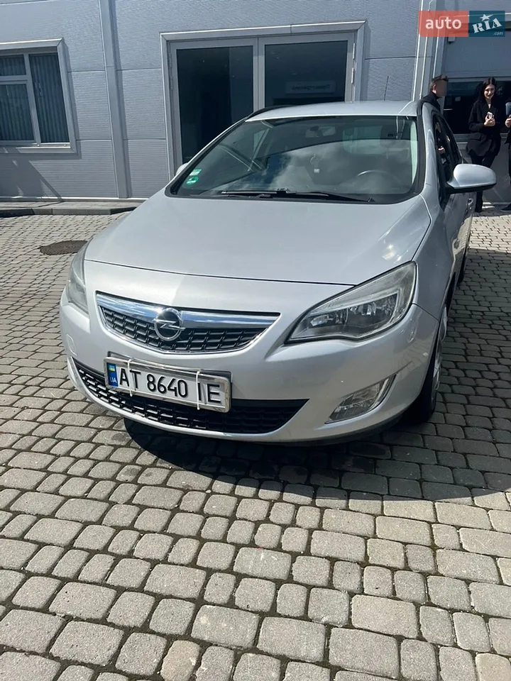 2011 Opel Astra - мініатюра 10