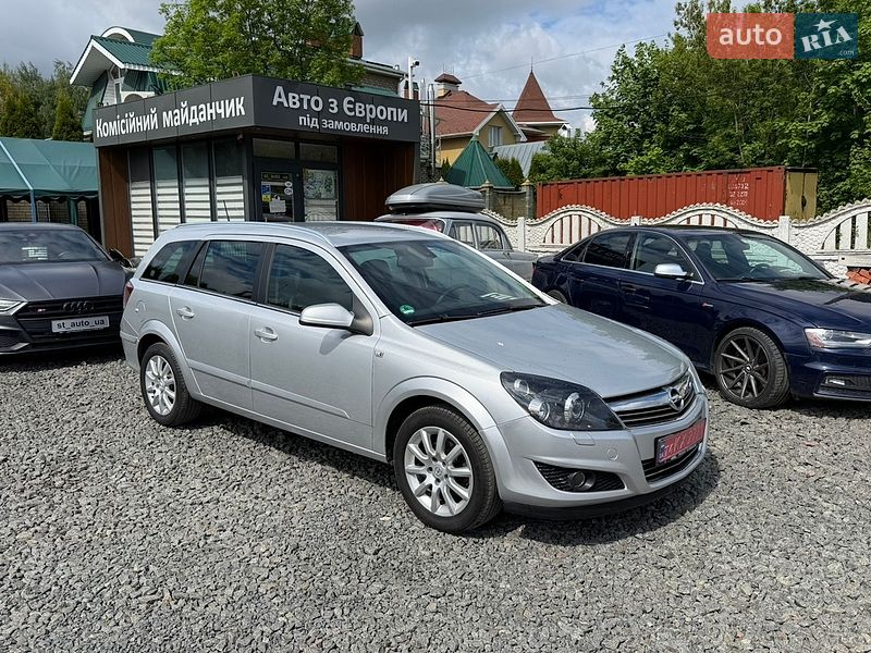 Opel Astra 2009