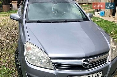 Універсал Opel Astra 2008 в Тячеві