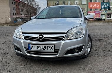Седан Opel Astra 2008 в Киеве