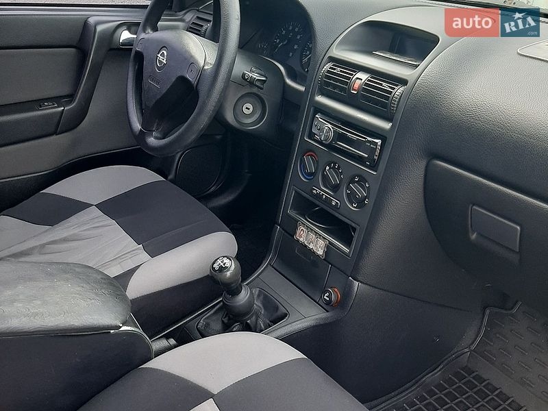 Седан Opel Astra 2009 в Харкові фото Седан Opel Astra 2009 в Харкові