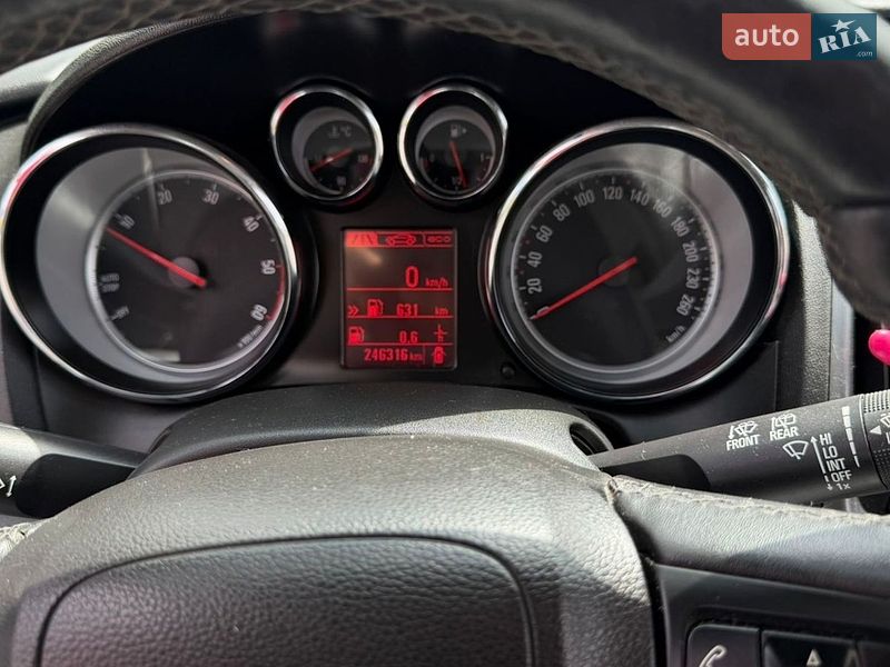 Универсал Opel Astra 2015 в Хмельнике