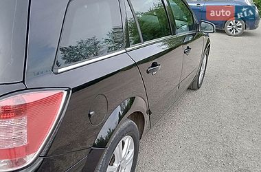 Універсал Opel Astra 2007 в Тернополі