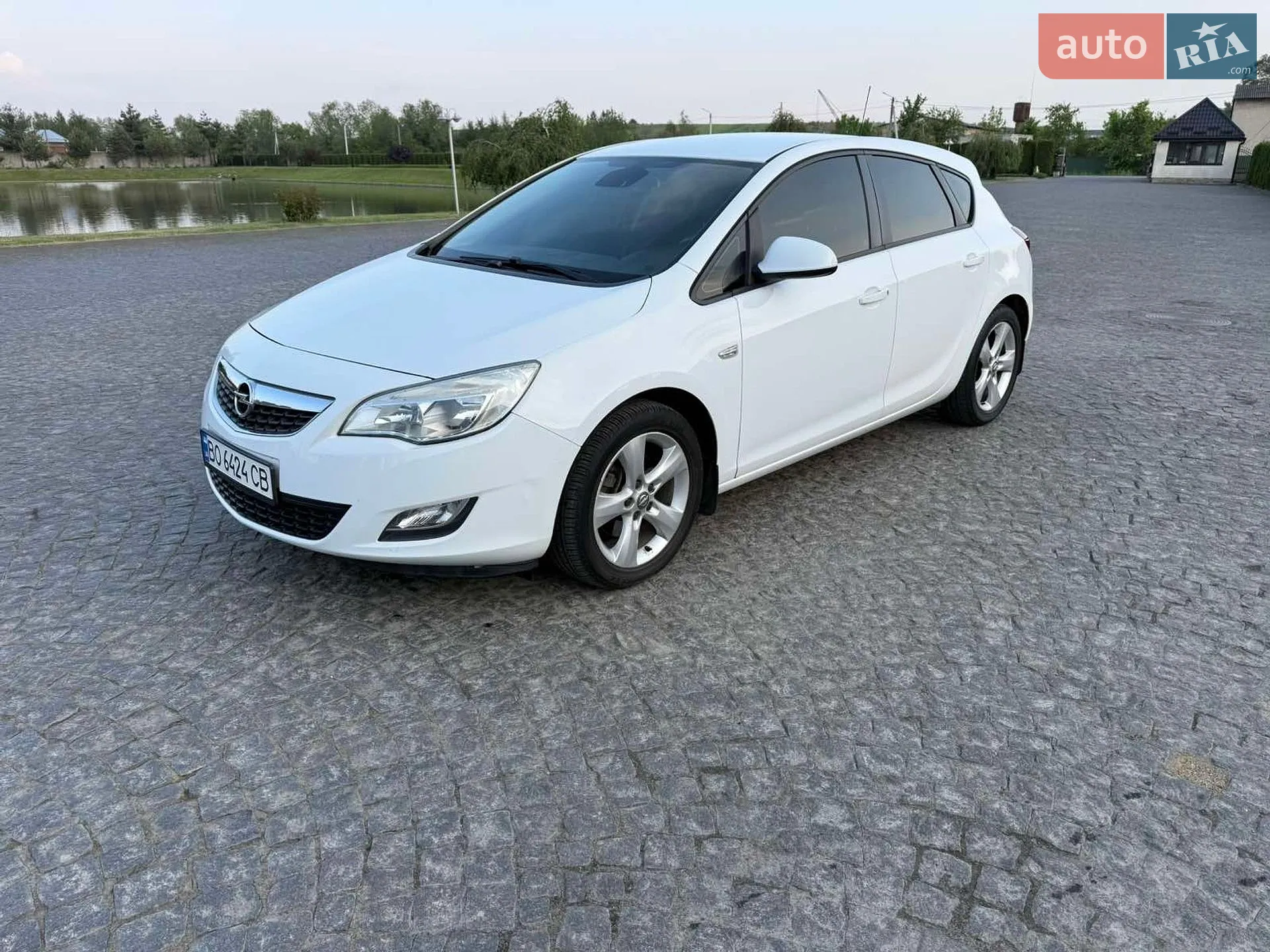 2010 Opel Astra - мініатюра 2