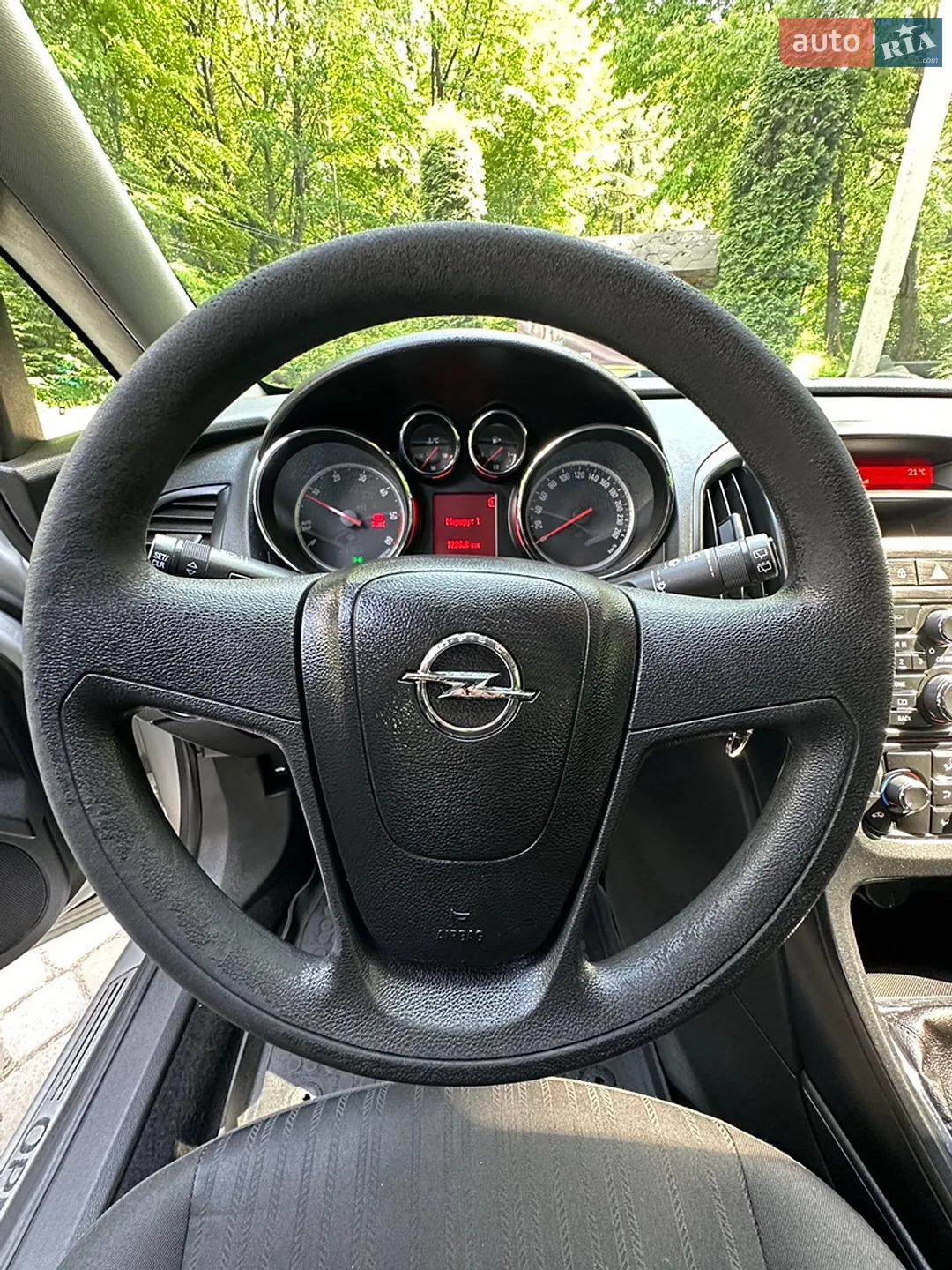 2011 Opel Astra - мініатюра 16