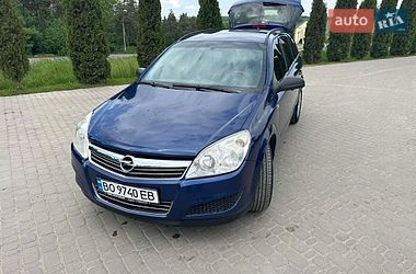 Универсал Opel Astra 2009 в Бучаче