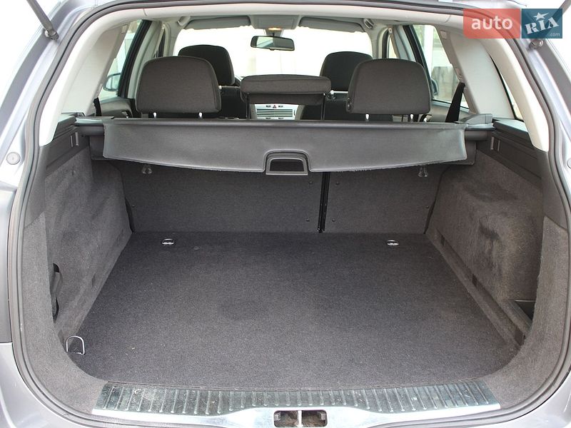 Универсал Opel Astra 2006 в Трускавце
