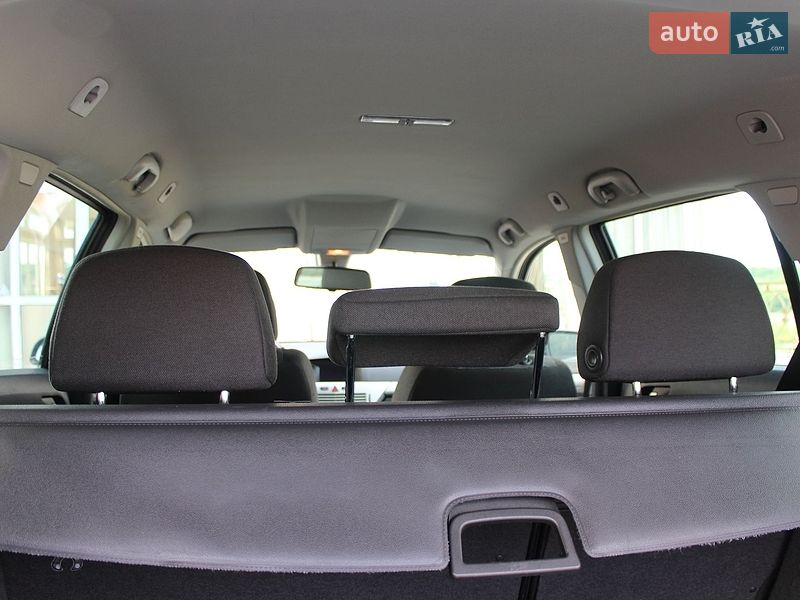 Универсал Opel Astra 2006 в Трускавце