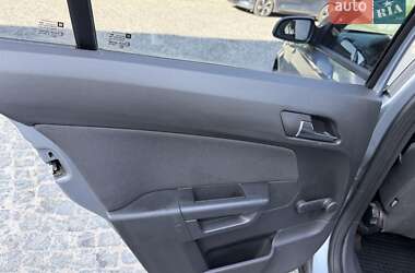 Хэтчбек Opel Astra 2007 в Киеве