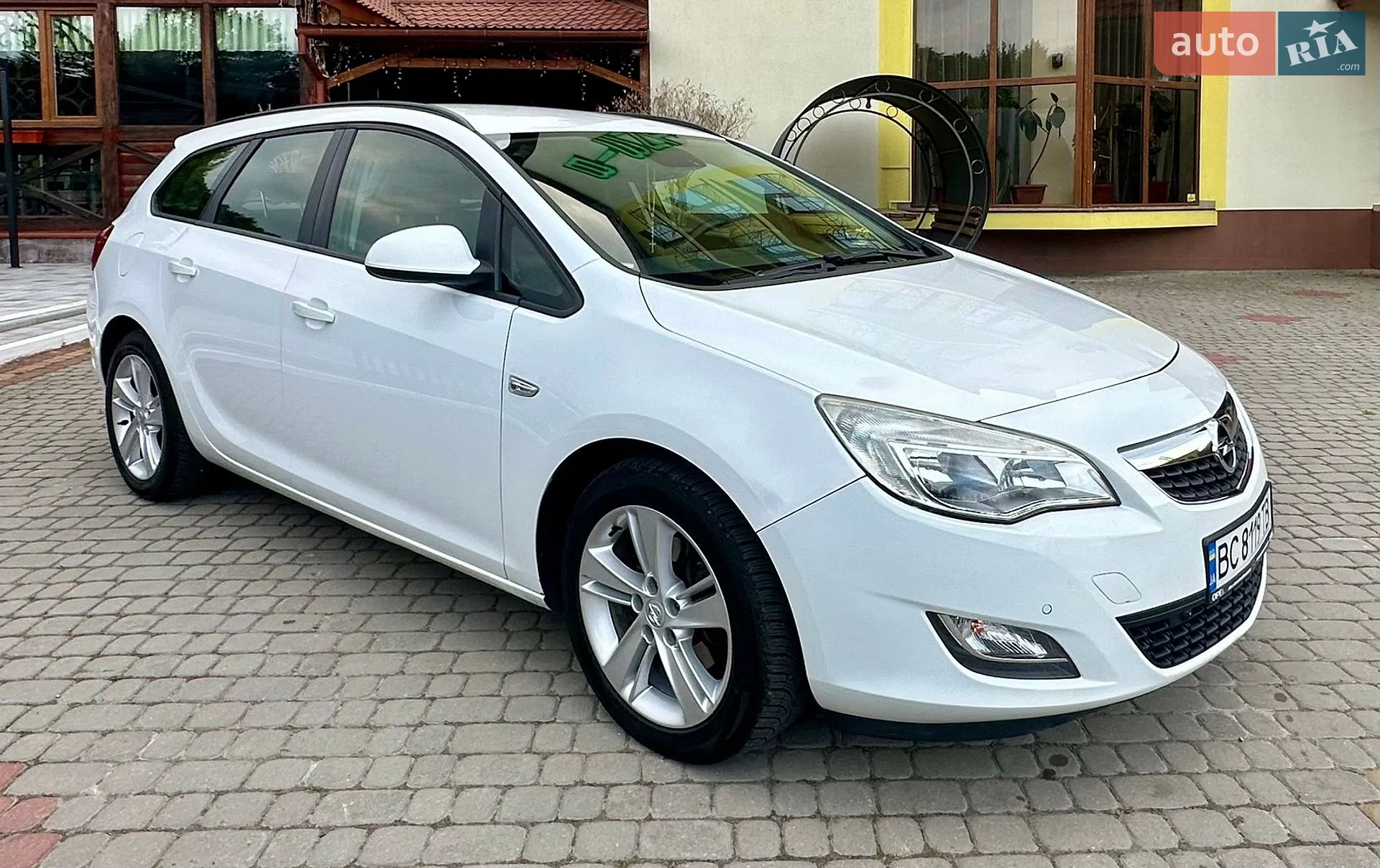 2011 Opel Astra - мініатюра 16