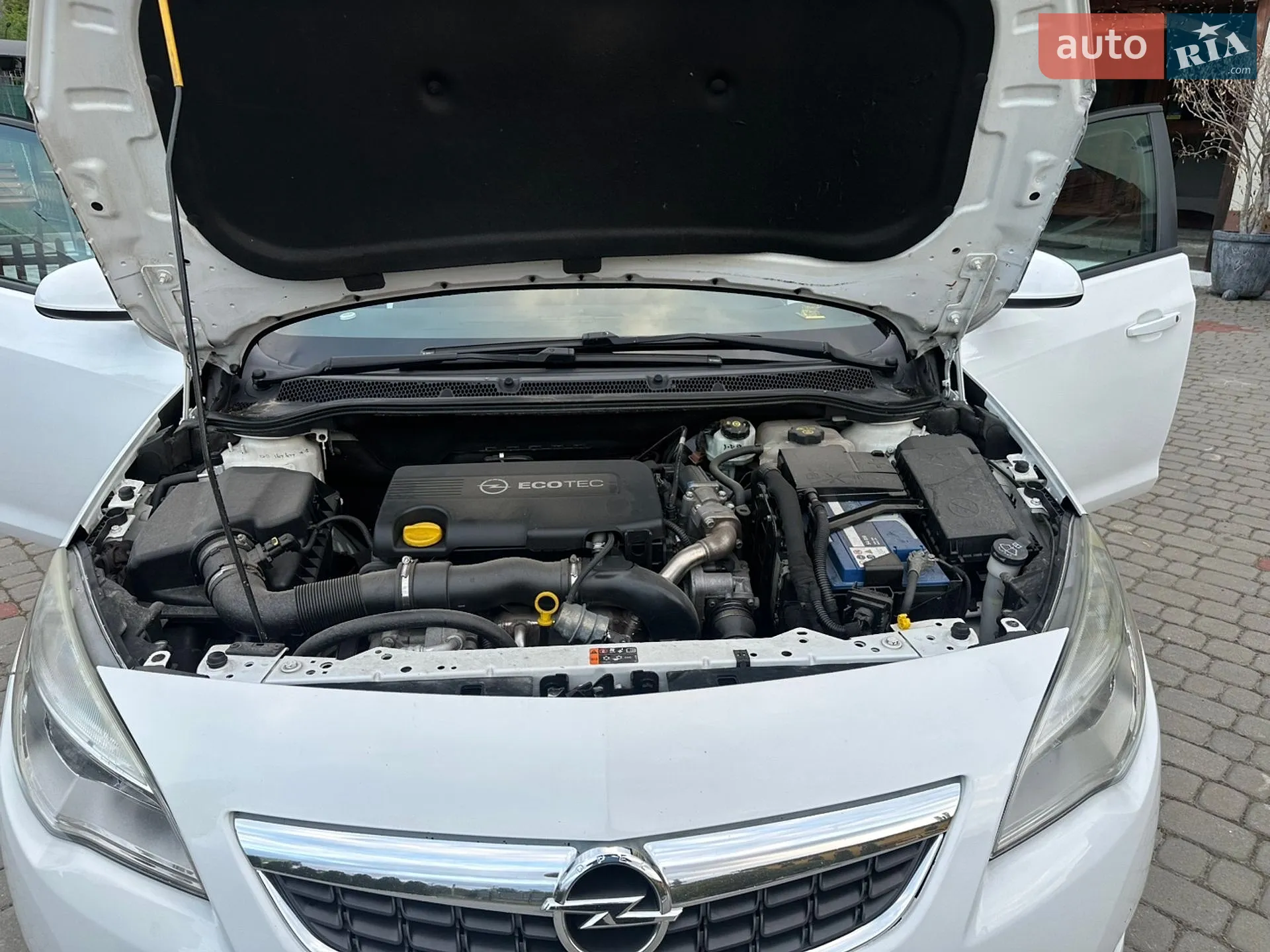 2011 Opel Astra - мініатюра 32