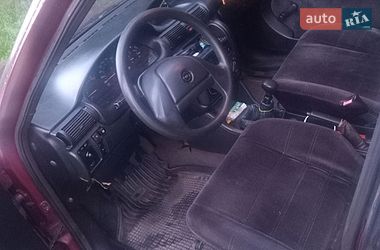 Хэтчбек Opel Astra 1993 в Бердичеве