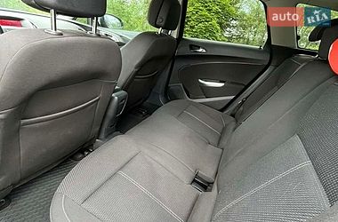 Универсал Opel Astra 2012 в Дрогобыче