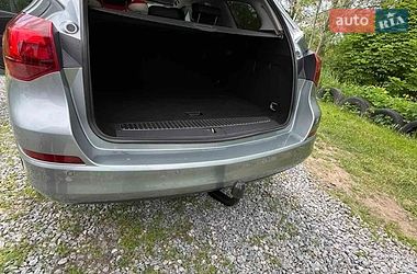 Универсал Opel Astra 2012 в Дрогобыче