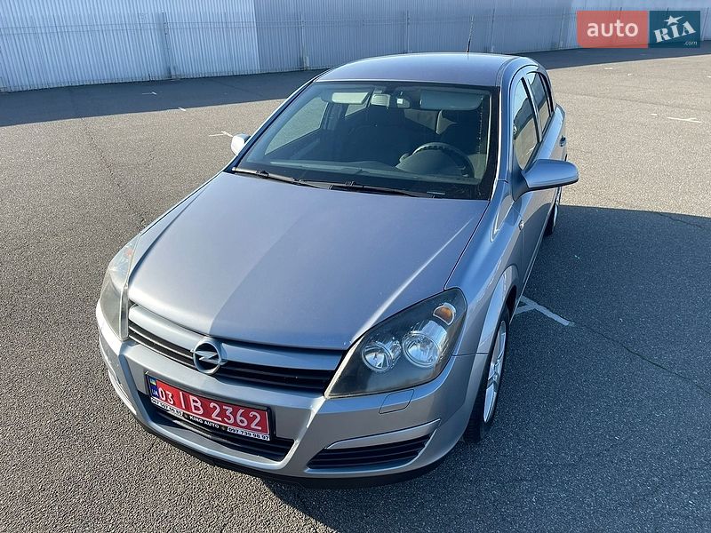 Хэтчбек Opel Astra 2005 в Киеве