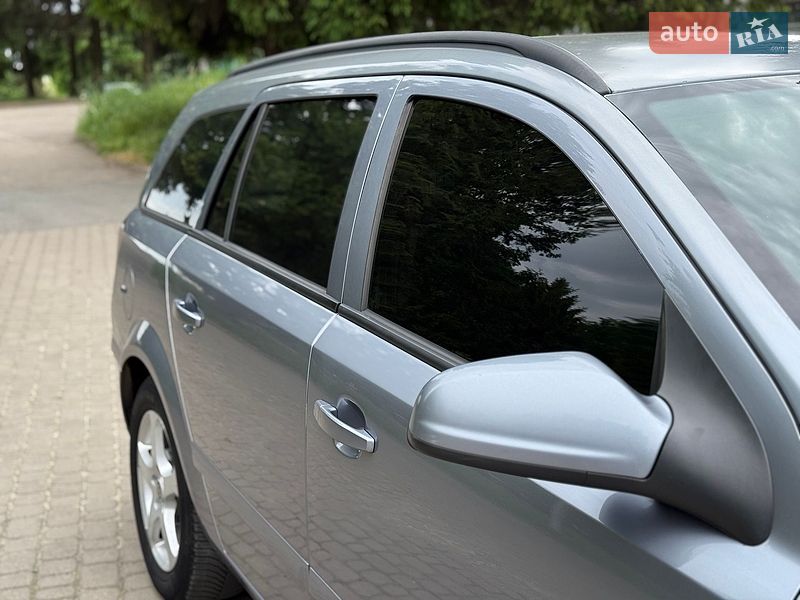 Универсал Opel Astra 2006 в Ровно фото 19 Универсал Opel Astra 2006 в Ровно