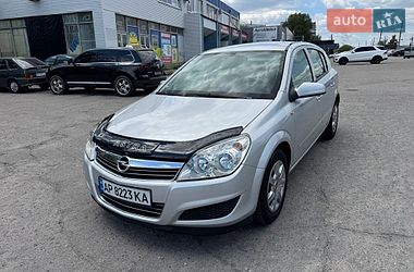 Хетчбек Opel Astra 2007 в Запоріжжі