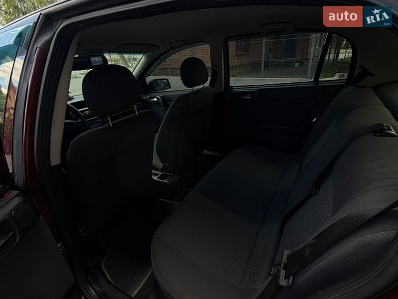 Седан Opel Astra 2006 в Полтаве