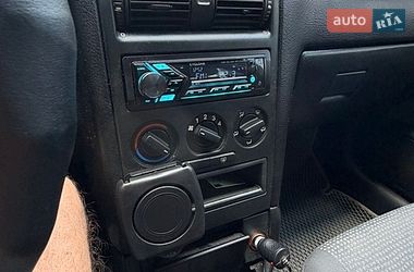 Седан Opel Astra 2006 в Полтаве