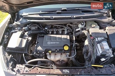 Универсал Opel Astra 2012 в Шостке