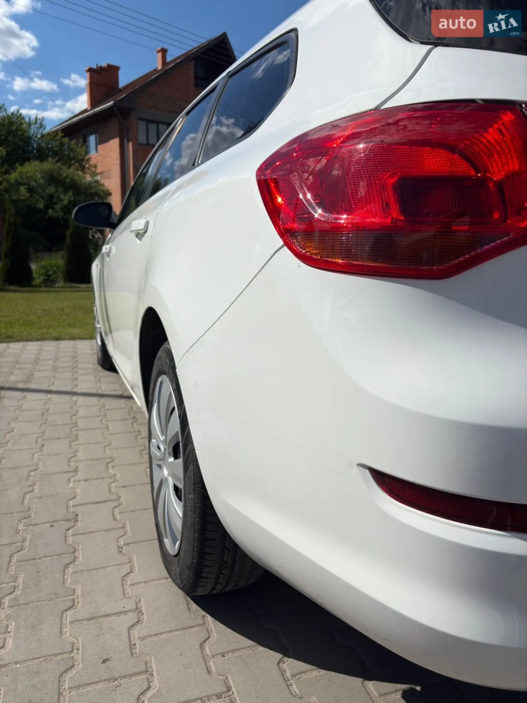 2011 Opel Astra - мініатюра 7