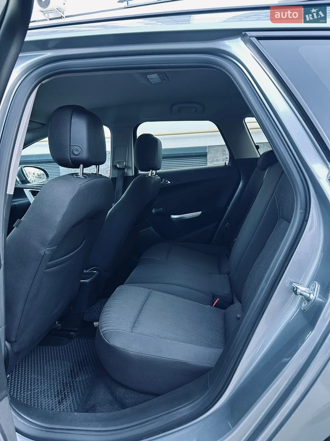 2012 Opel Astra - мініатюра 17