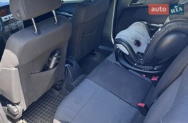Хэтчбек Opel Astra 2007 в Луцке