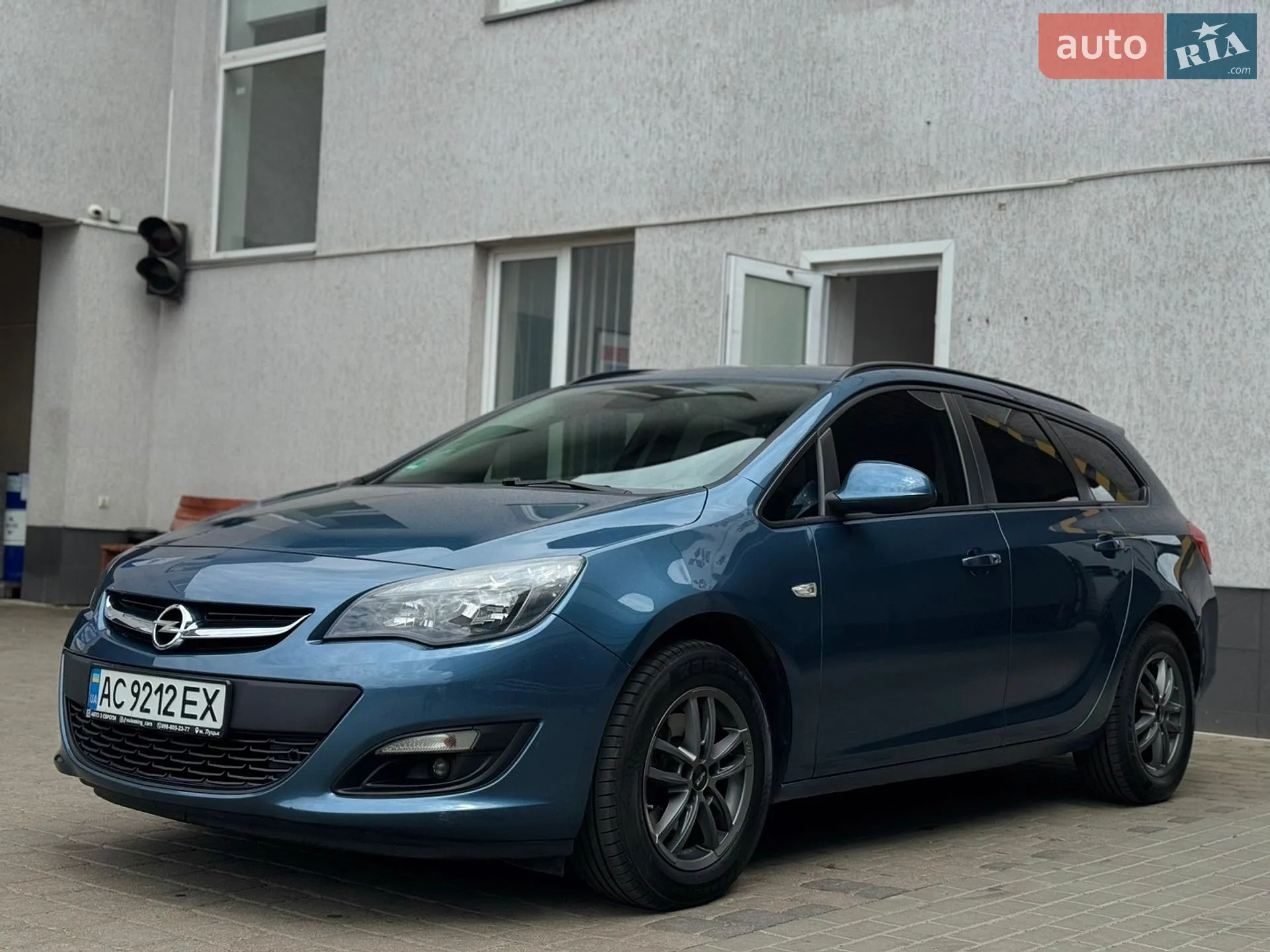 2014 Opel Astra - мініатюра 2