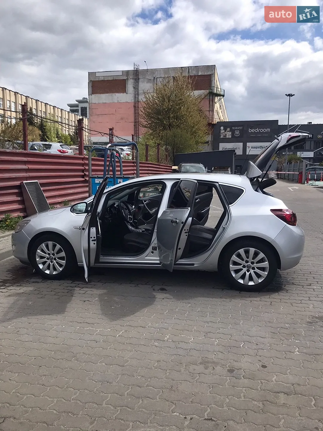 2010 Opel Astra - мініатюра 24