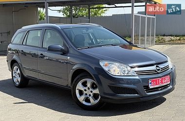 Универсал Opel Astra 2008 в Луцке