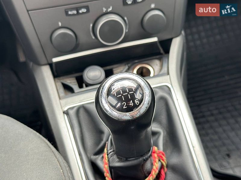 Универсал Opel Astra 2005 в Николаеве