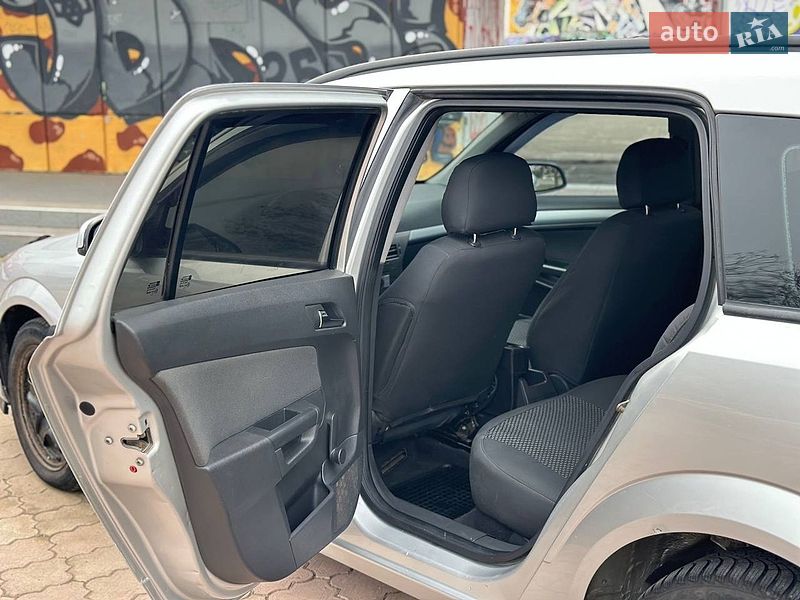Универсал Opel Astra 2005 в Николаеве