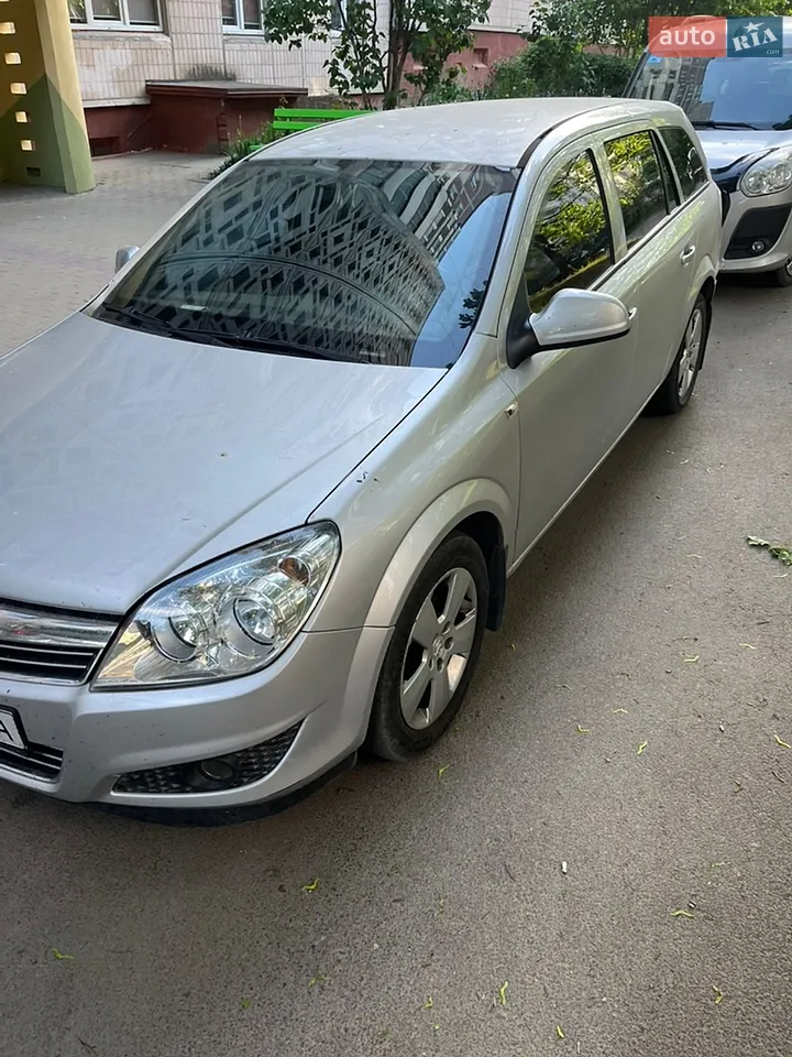 2010 Opel Astra - мініатюра 27