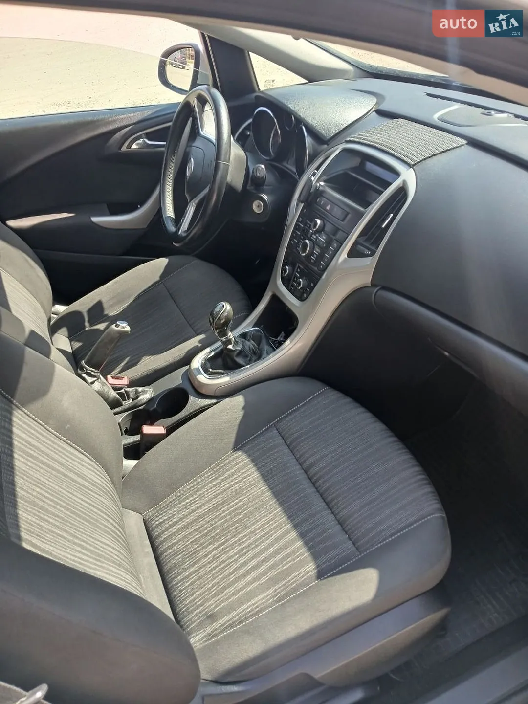 2010 Opel Astra - мініатюра 12