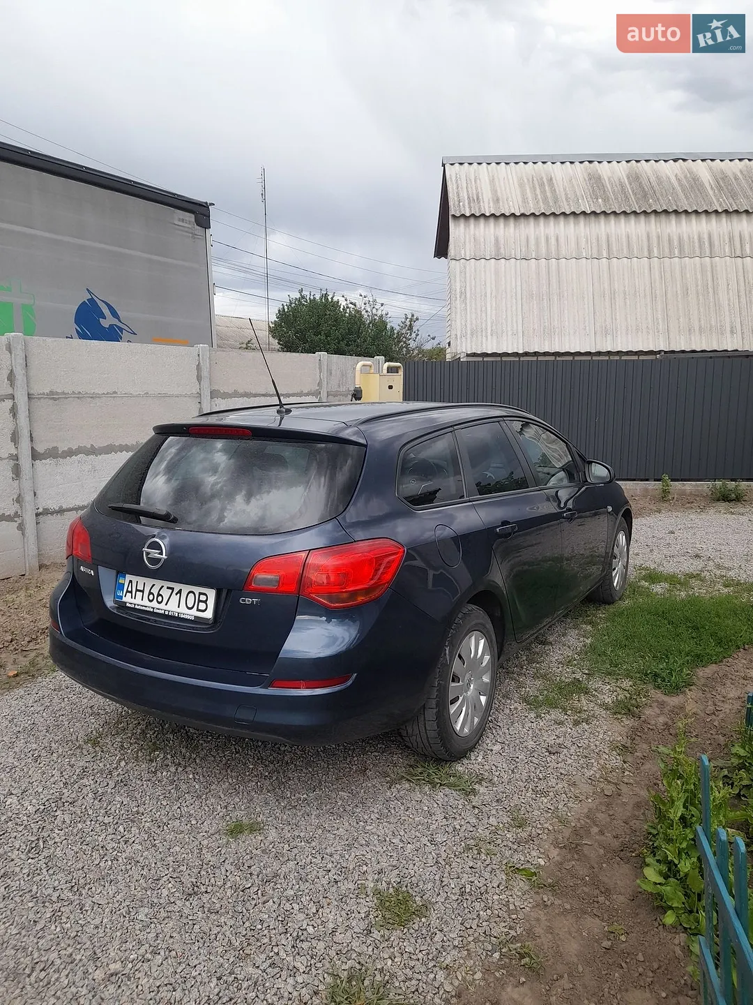 2011 Opel Astra - мініатюра 10