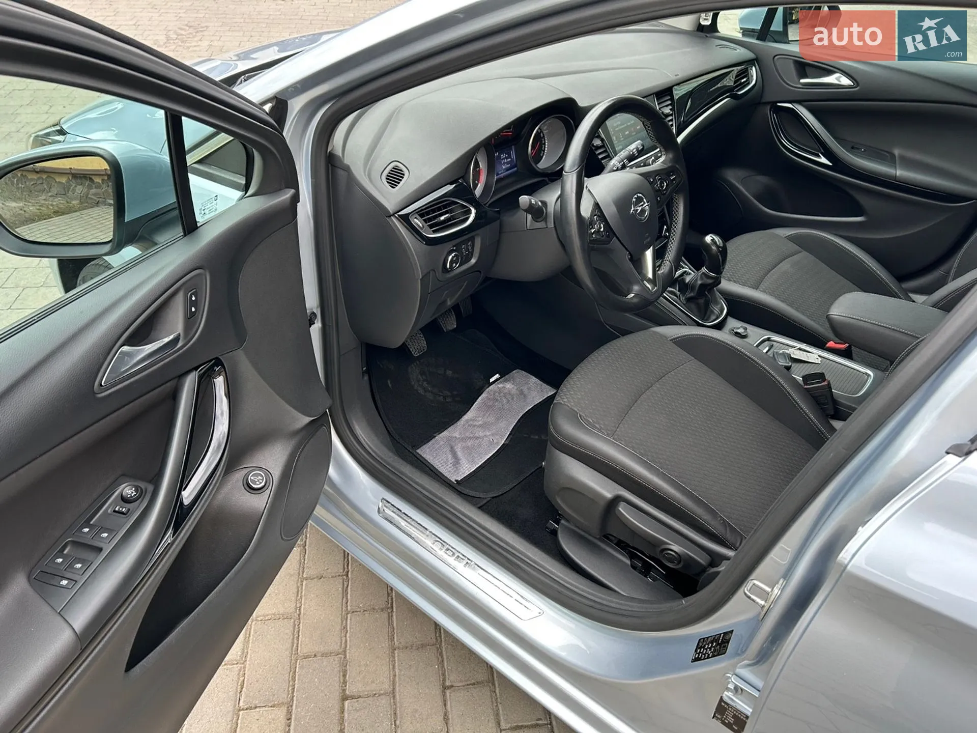 2017 Opel Astra - мініатюра 24