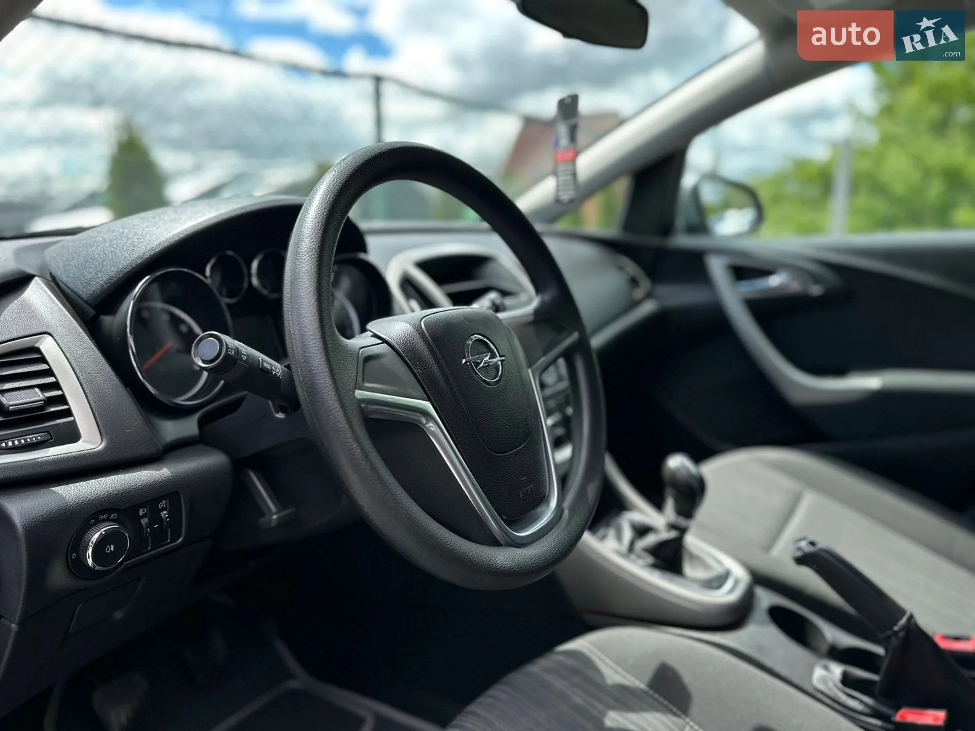 2011 Opel Astra - мініатюра 25