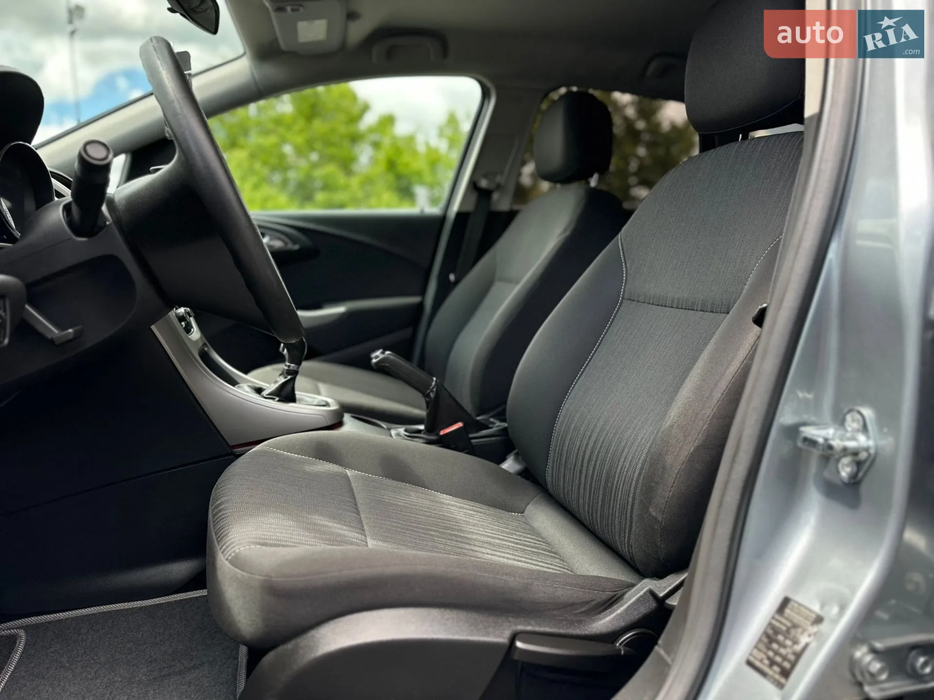 2011 Opel Astra - мініатюра 26