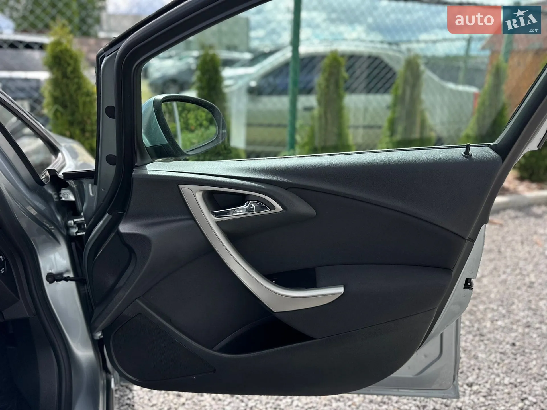 2011 Opel Astra - мініатюра 38