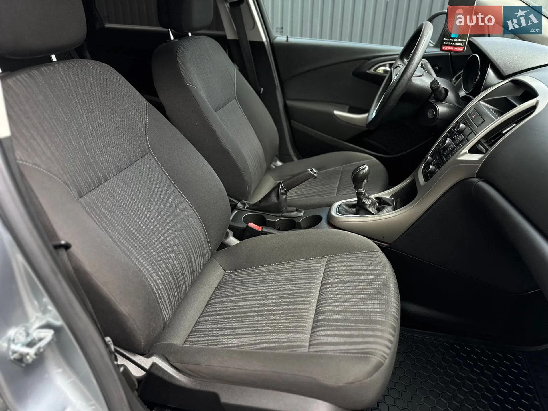 2011 Opel Astra - мініатюра 41