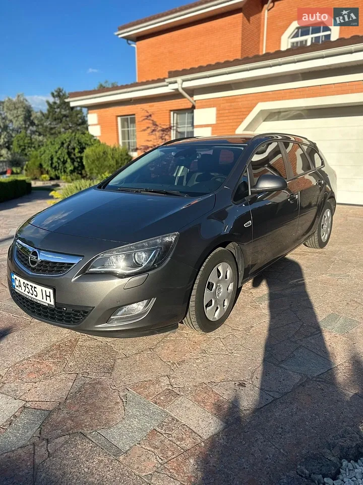 2010 Opel Astra - мініатюра 18