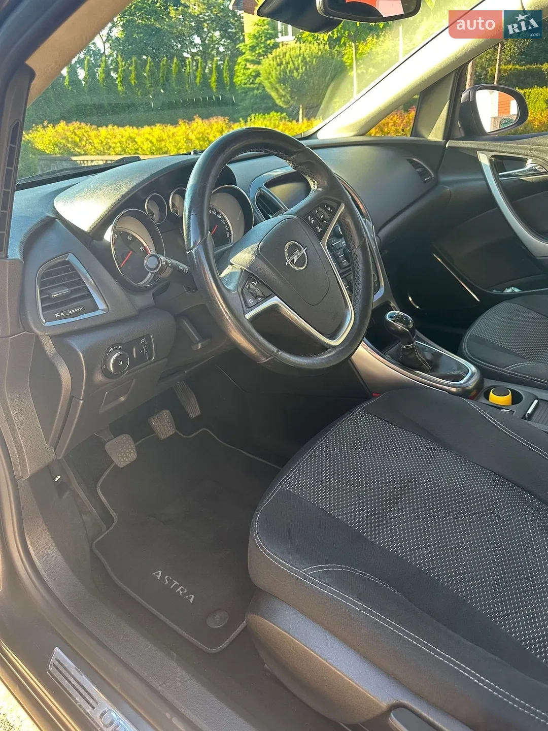 2011 Opel Astra - мініатюра 11