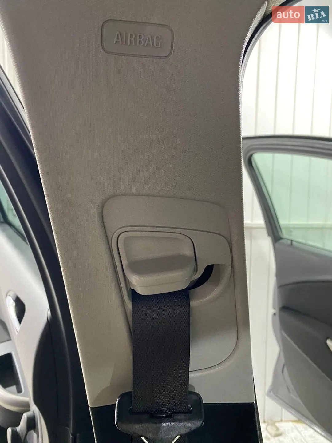 2011 Opel Astra - мініатюра 10