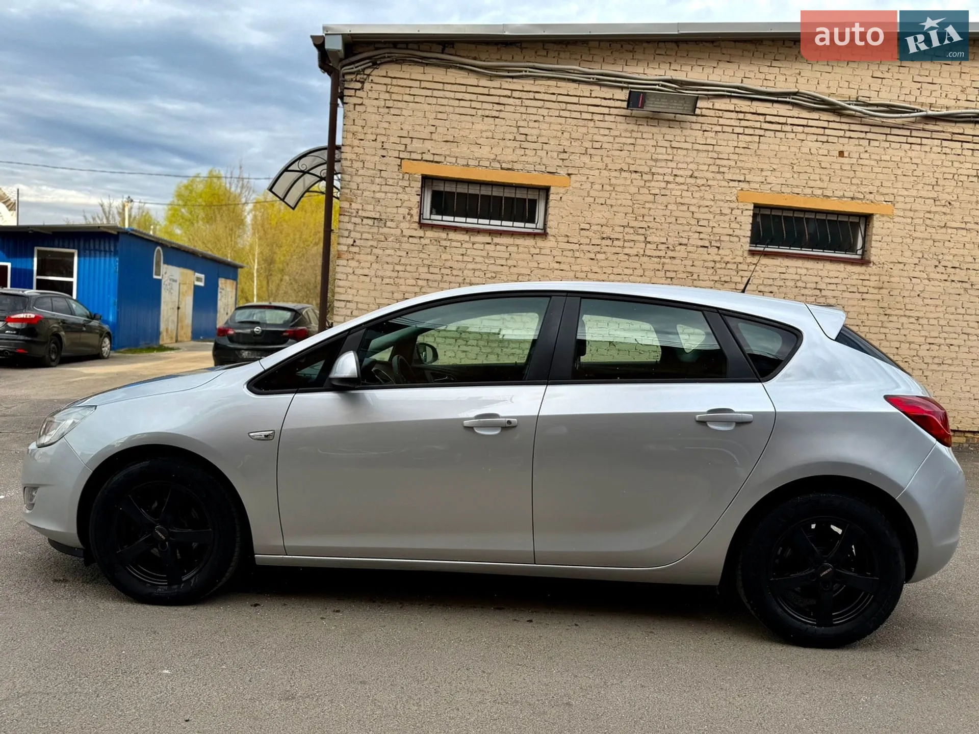 2011 Opel Astra - мініатюра 12