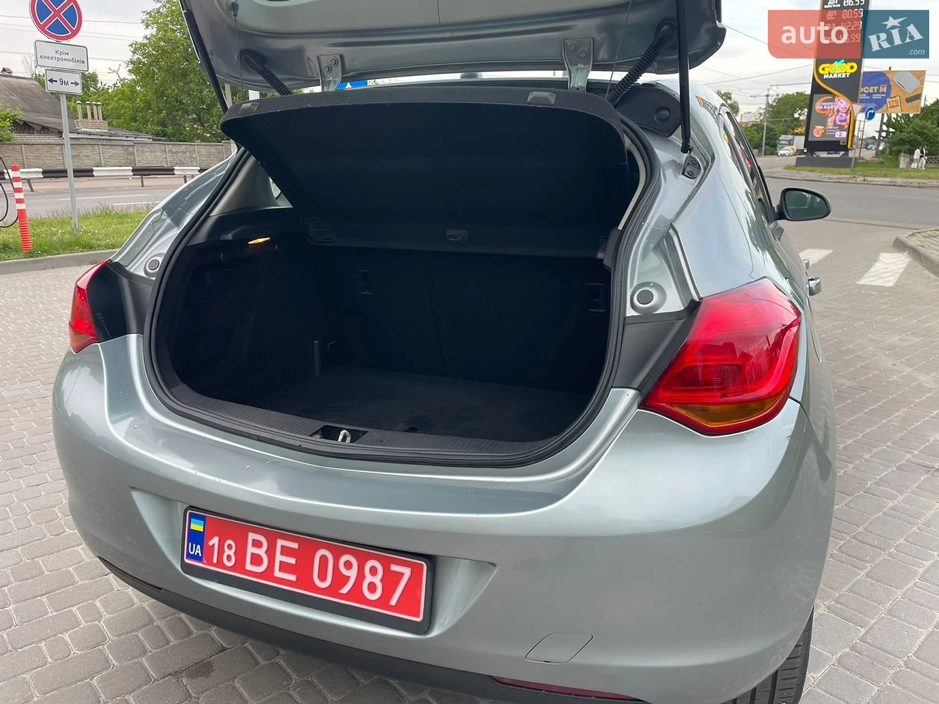 2010 Opel Astra - мініатюра 79