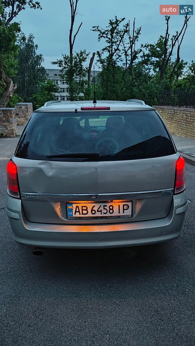 2010 Opel Astra - мініатюра 22