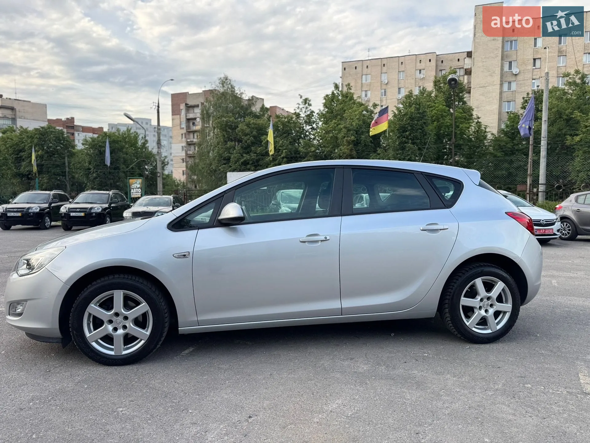 2012 Opel Astra - мініатюра 10